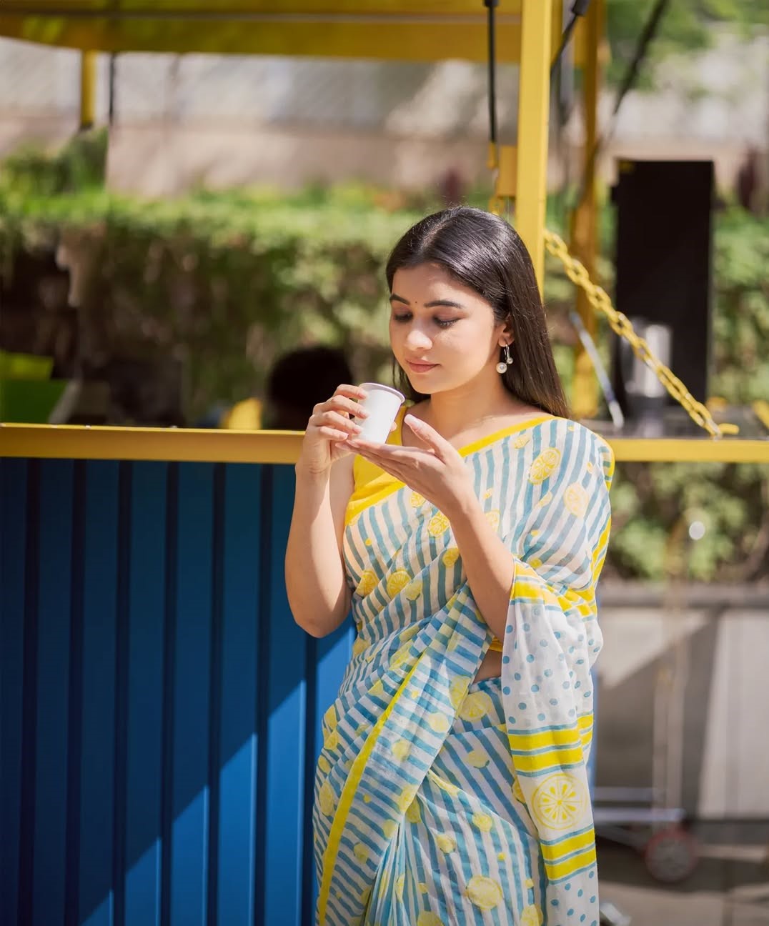 Stylish Sky Blue & Yellow Printed Linen Cotton Saree