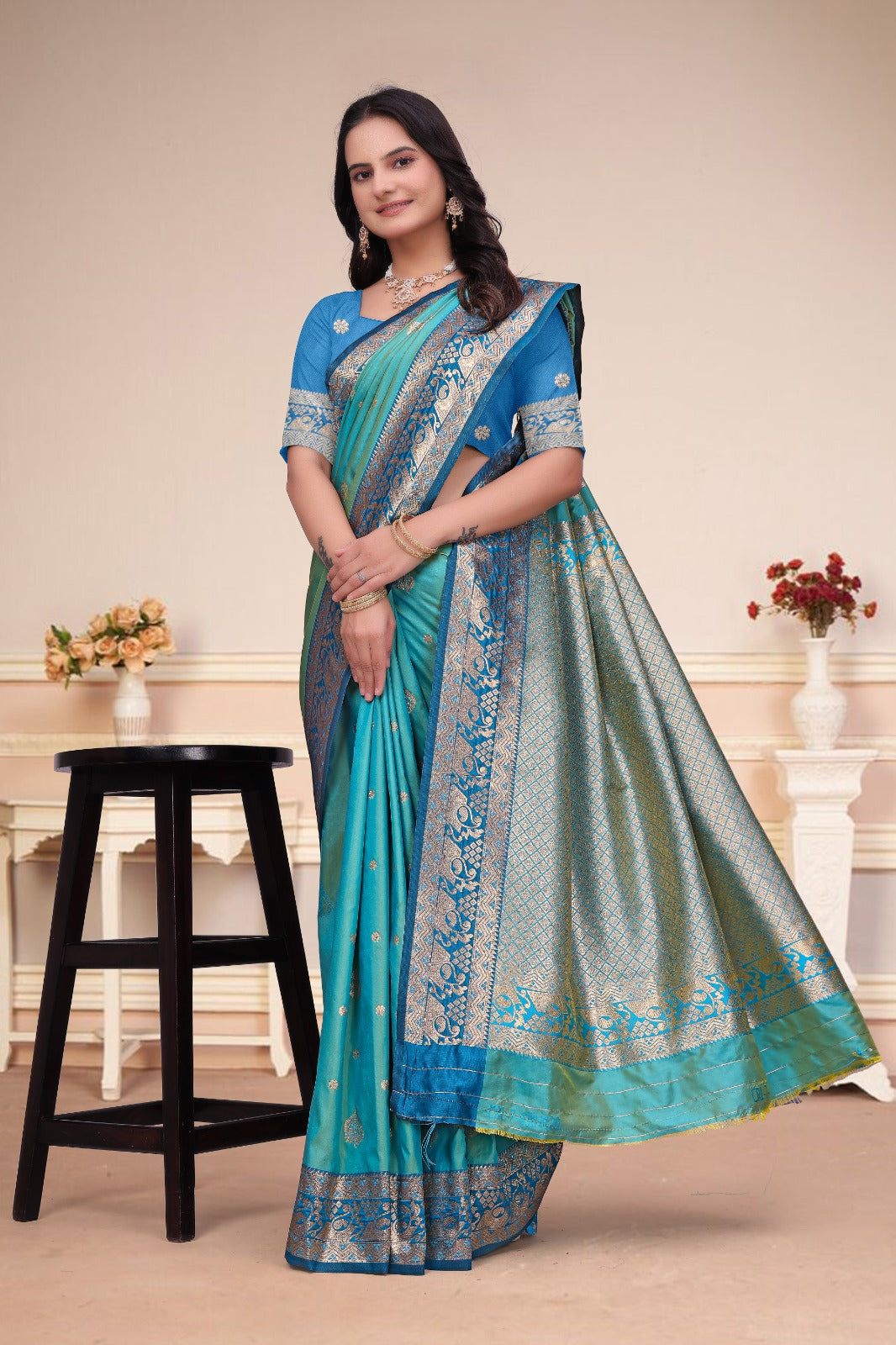 Turquoise 50/600 Silk Saree with Royal Blue Zari Border