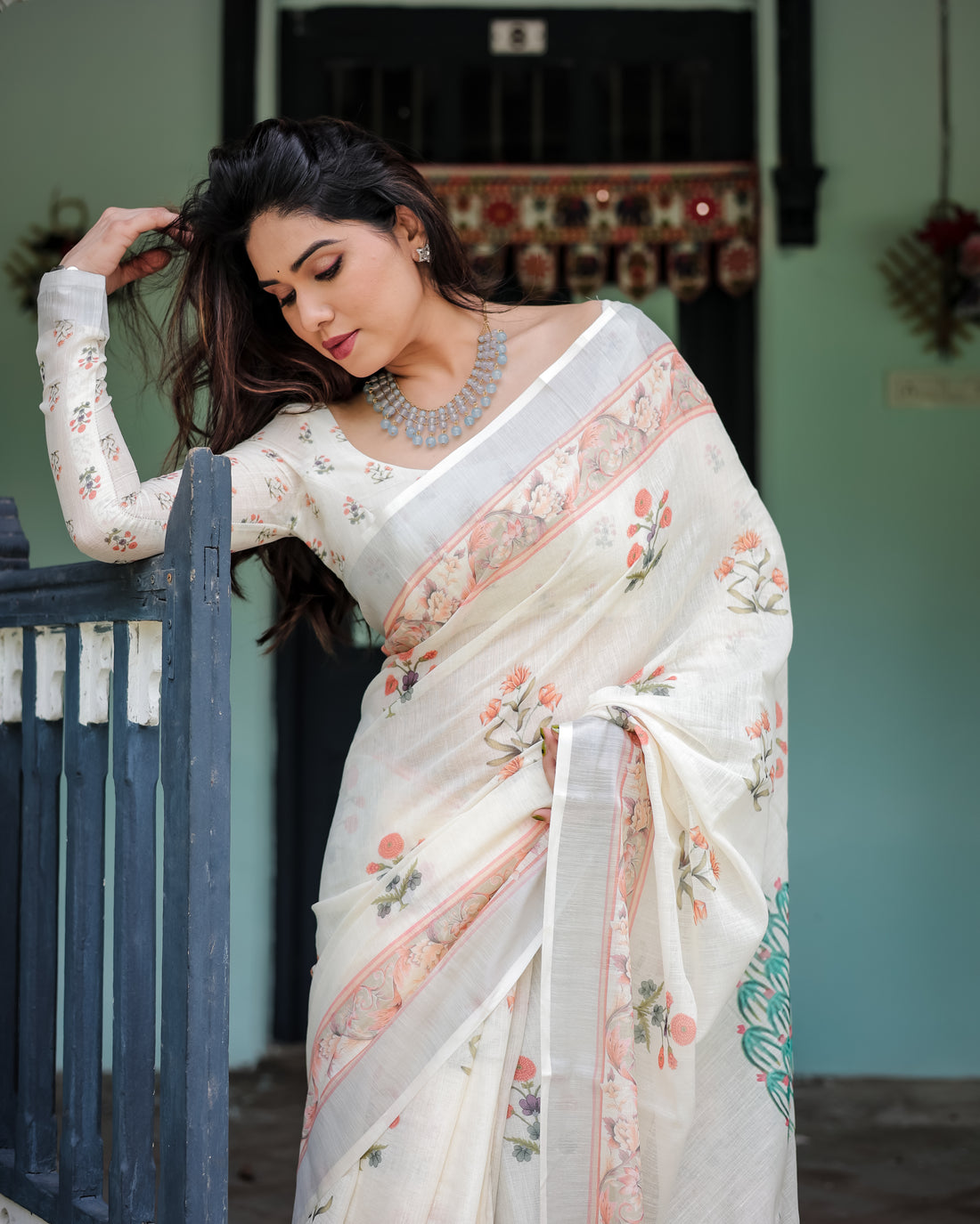 Vintage Garden Print Linen Cotton Saree