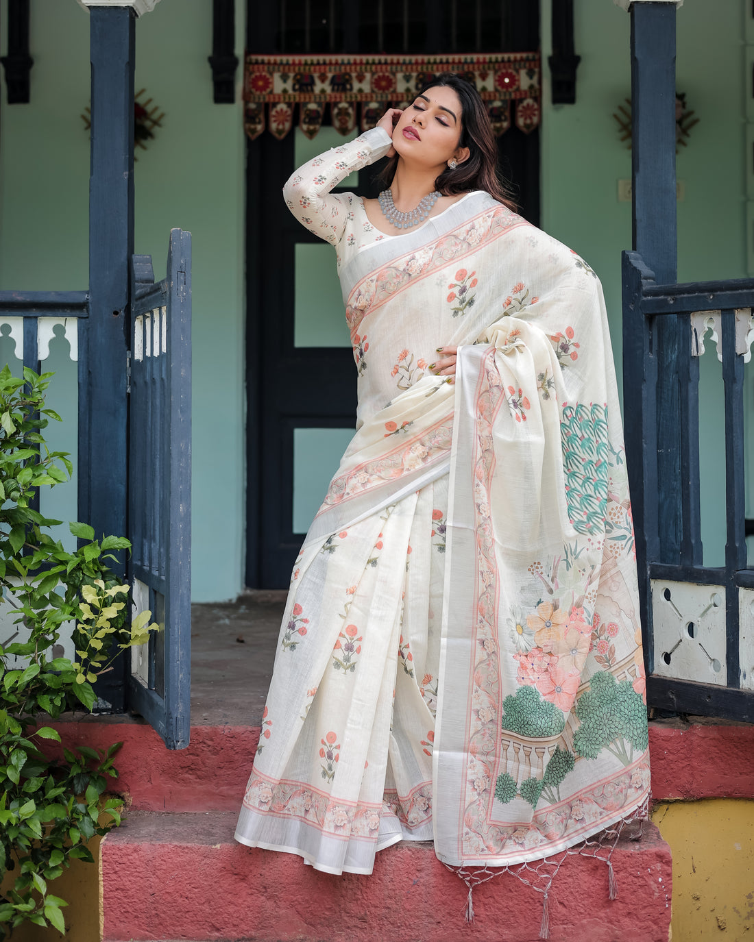 Vintage Garden Print Linen Cotton Saree