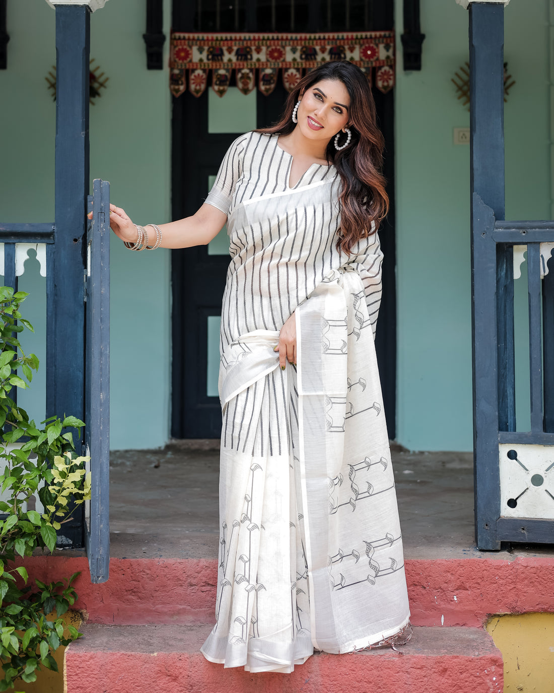 Classic Ivory & Grey Stripe Linen Cotton Saree