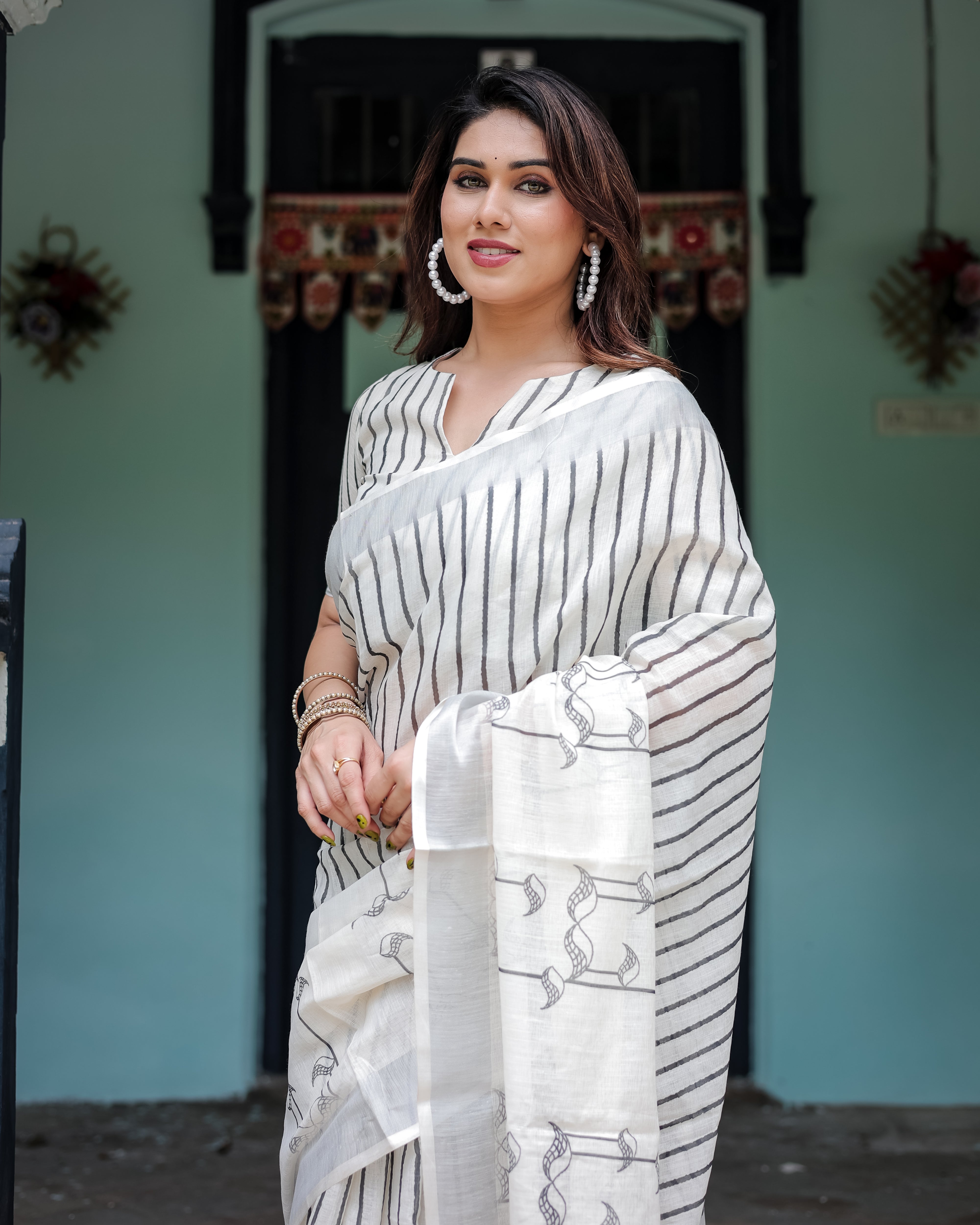 Classic Ivory & Grey Stripe Linen Cotton Saree