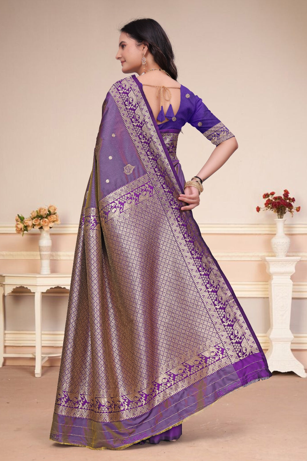 Elegant Royal Purple 50/600 Silk Saree with Antique Gold Zari Border & Traditional Pallu