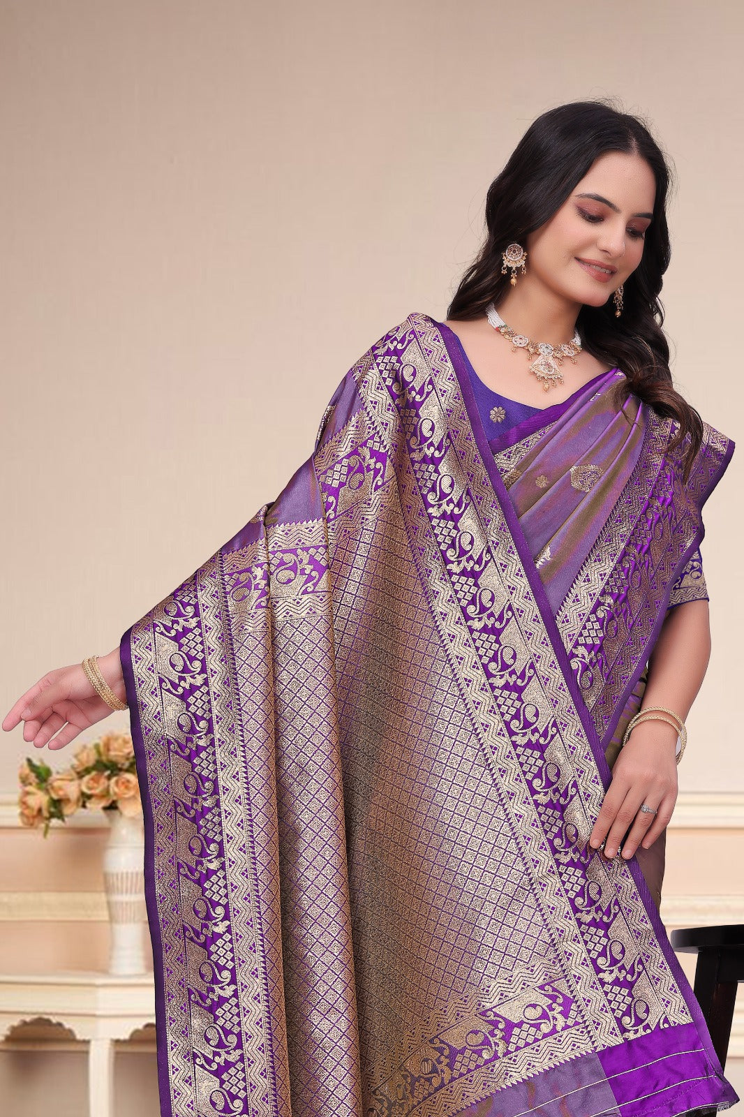 Elegant Royal Purple 50/600 Silk Saree with Antique Gold Zari Border & Traditional Pallu