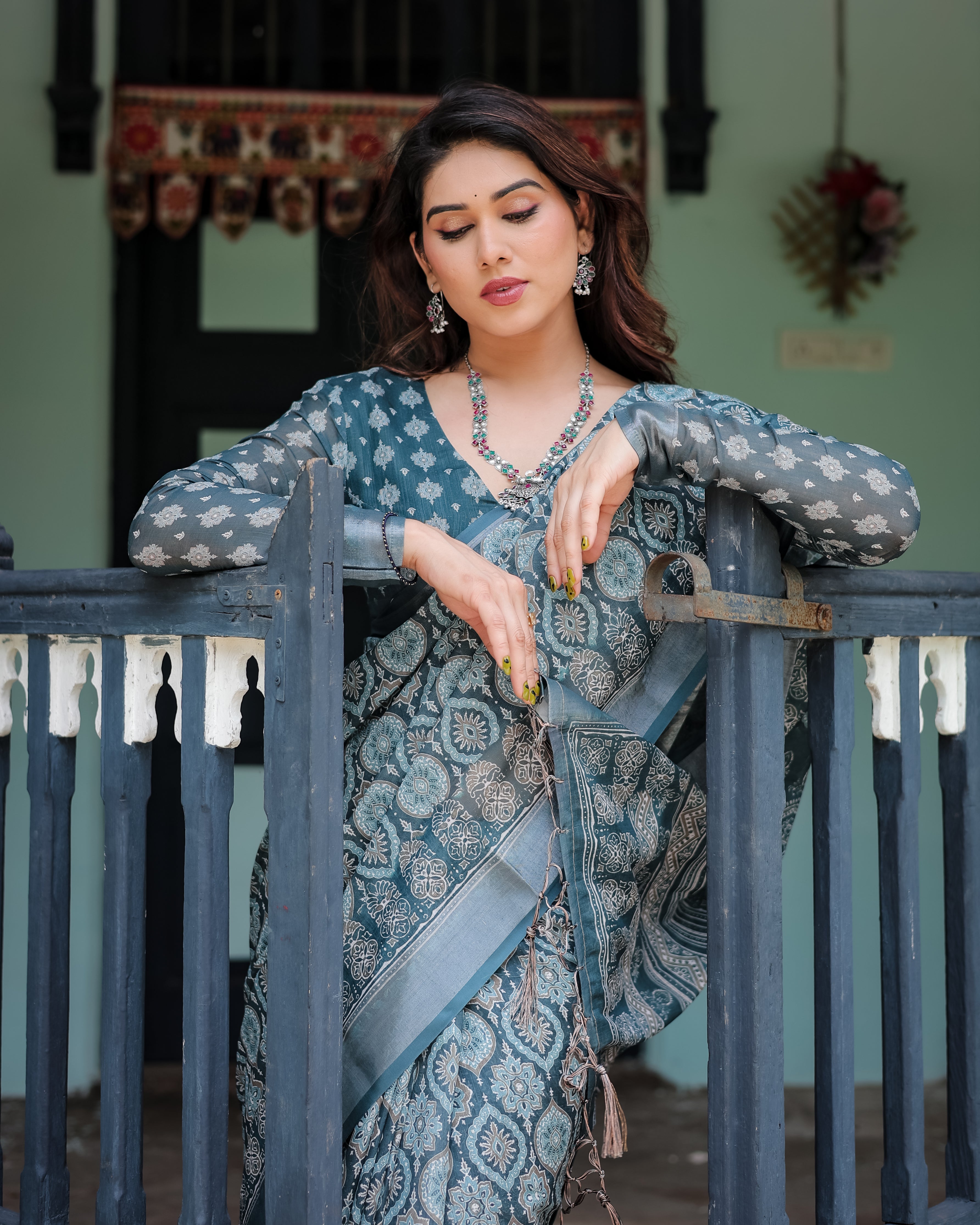 Sophisticated Grey Ethnic Motif Linen Cotton Saree