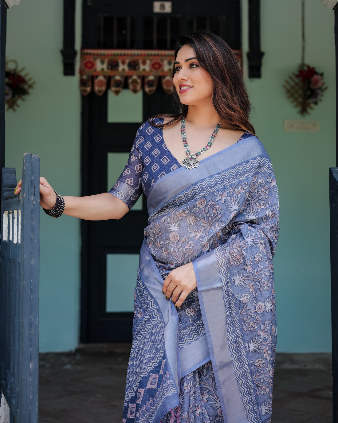 Classic Blue Ethnic Floral Linen Saree with Artistic Border