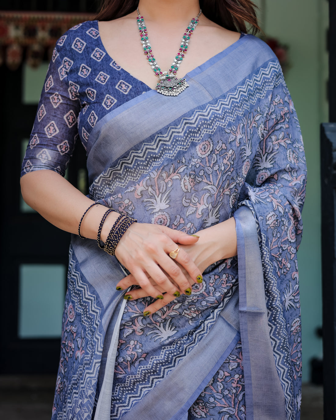 Classic Blue Ethnic Floral Linen Saree with Artistic Border