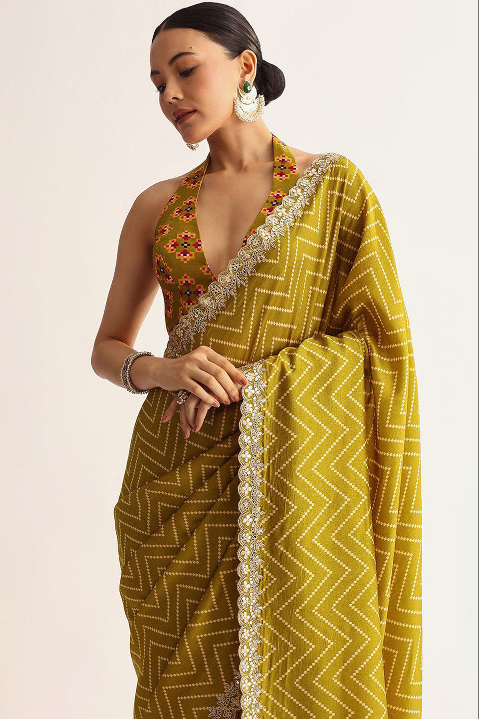 Manipuri Silk Printed Saree with Geometric Zigzag Print, Embroidery Lace & Designer Pallu