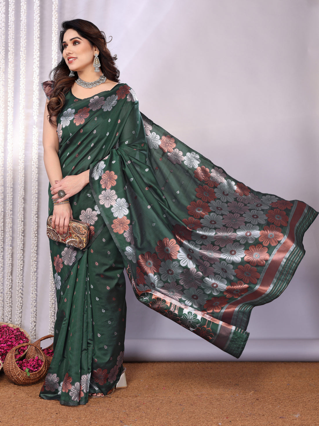 Aanandi Designer Saree