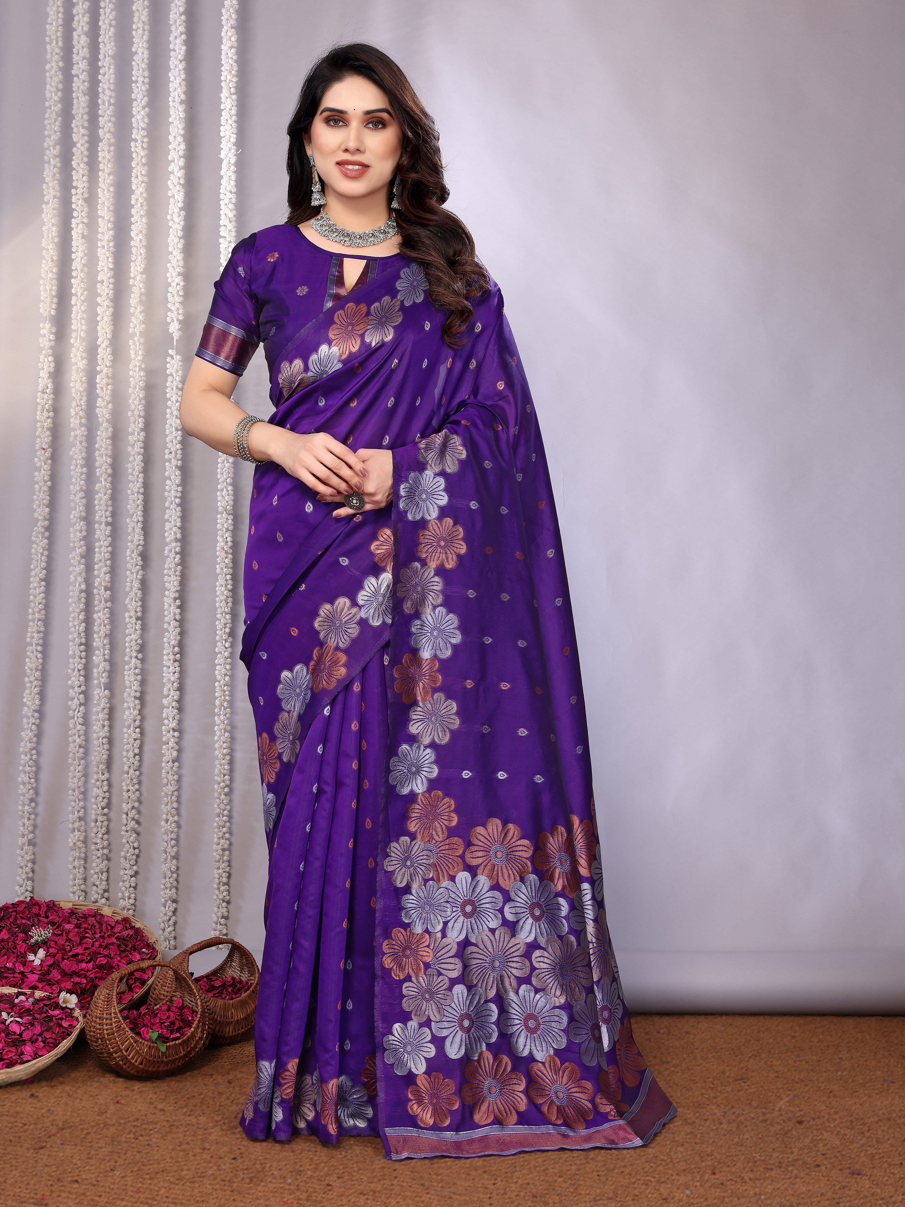 Aanandi Designer Saree