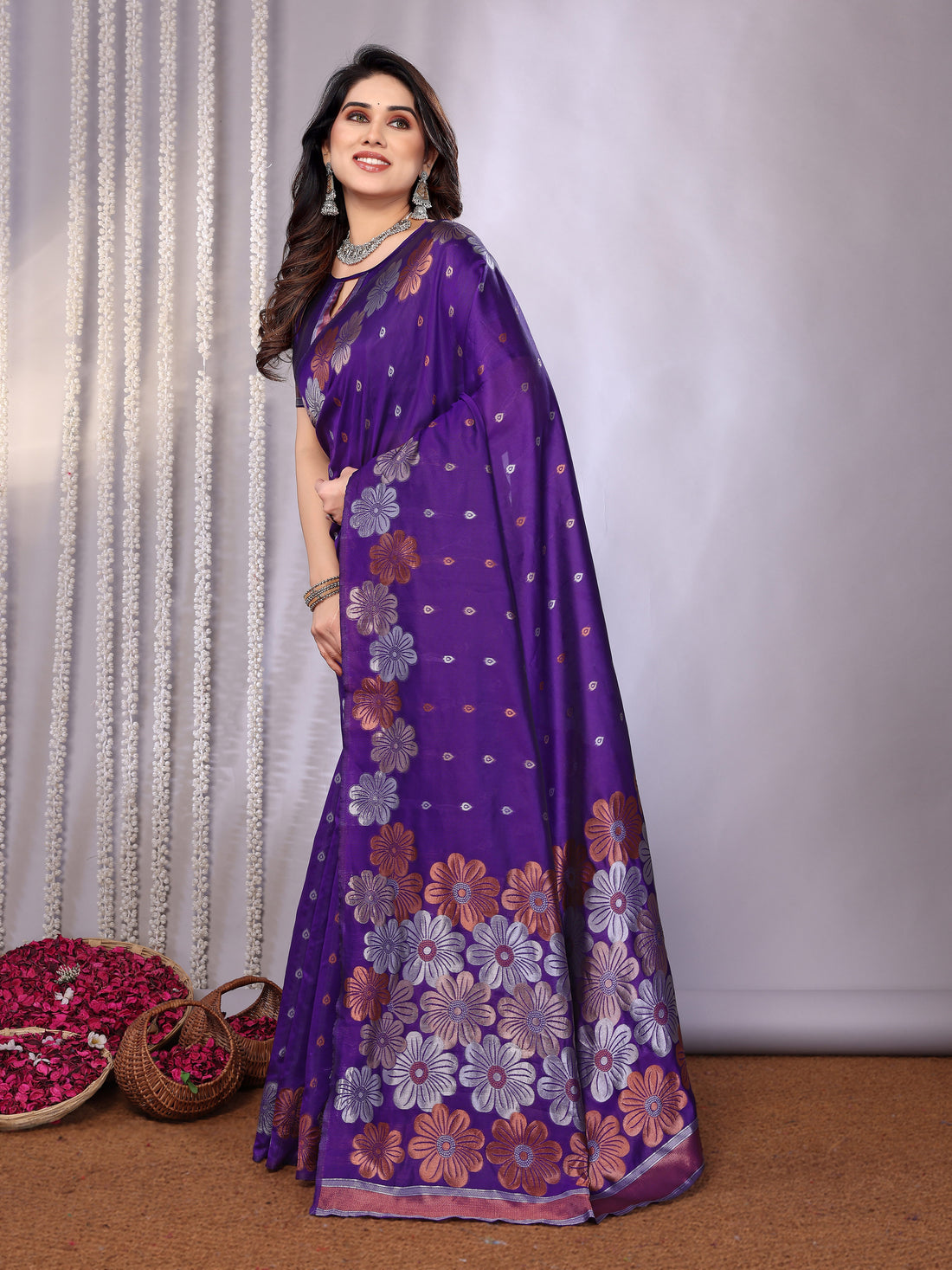 Aanandi Designer Saree