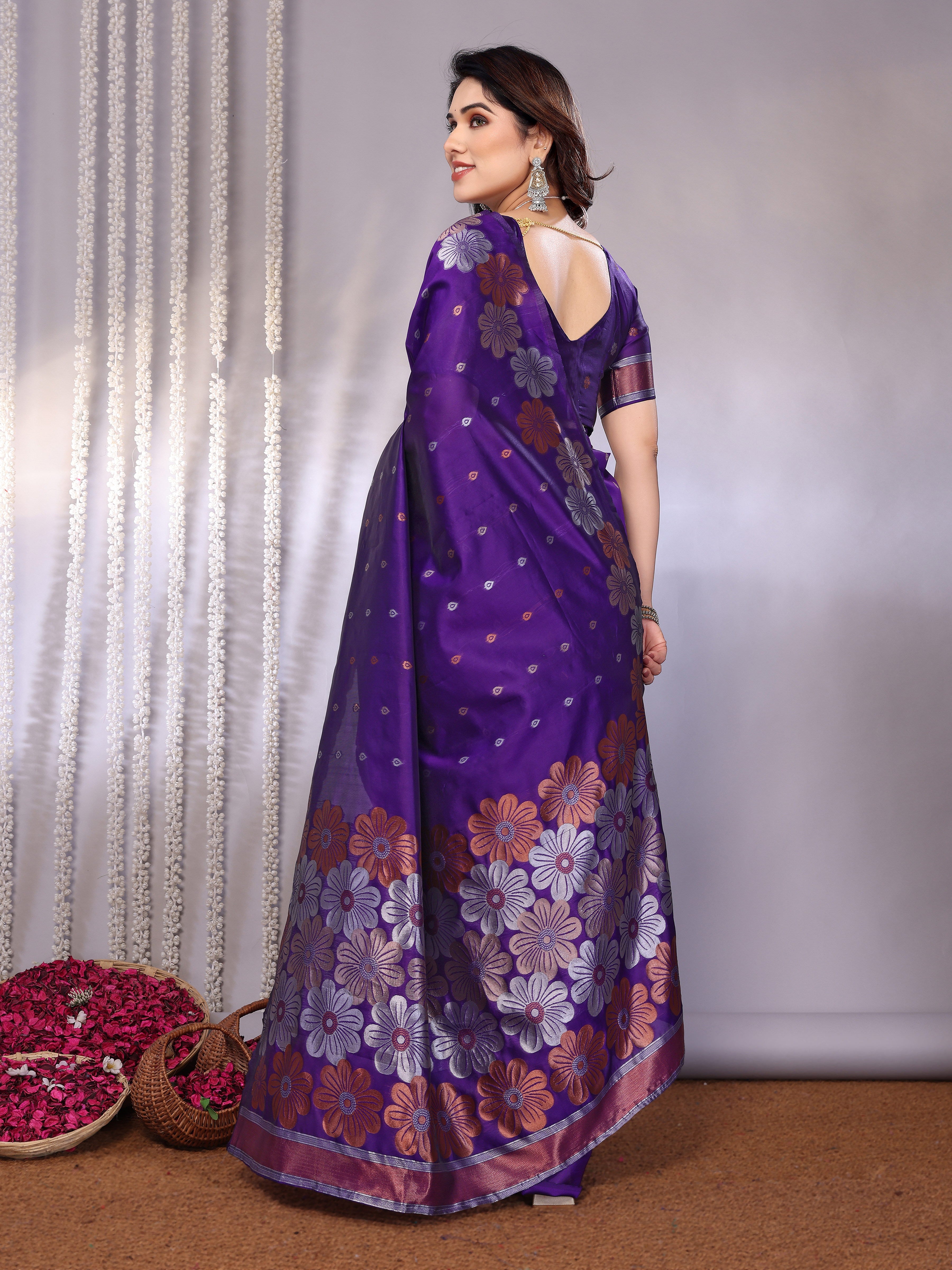 Aanandi Designer Saree