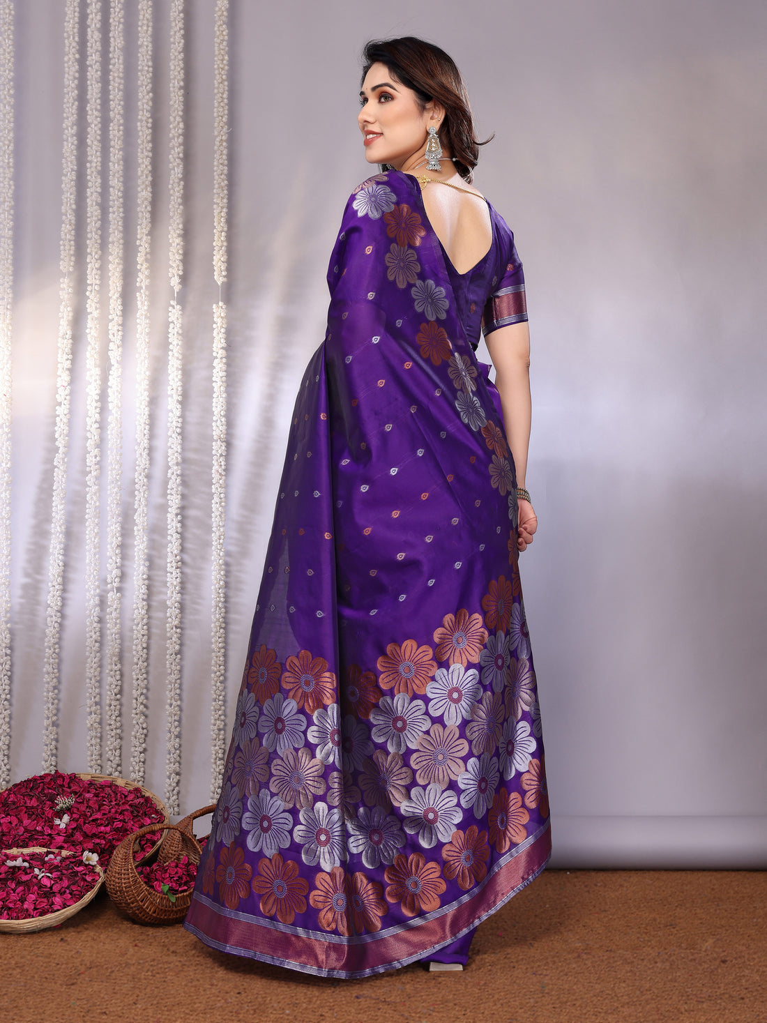 Aanandi Designer Saree