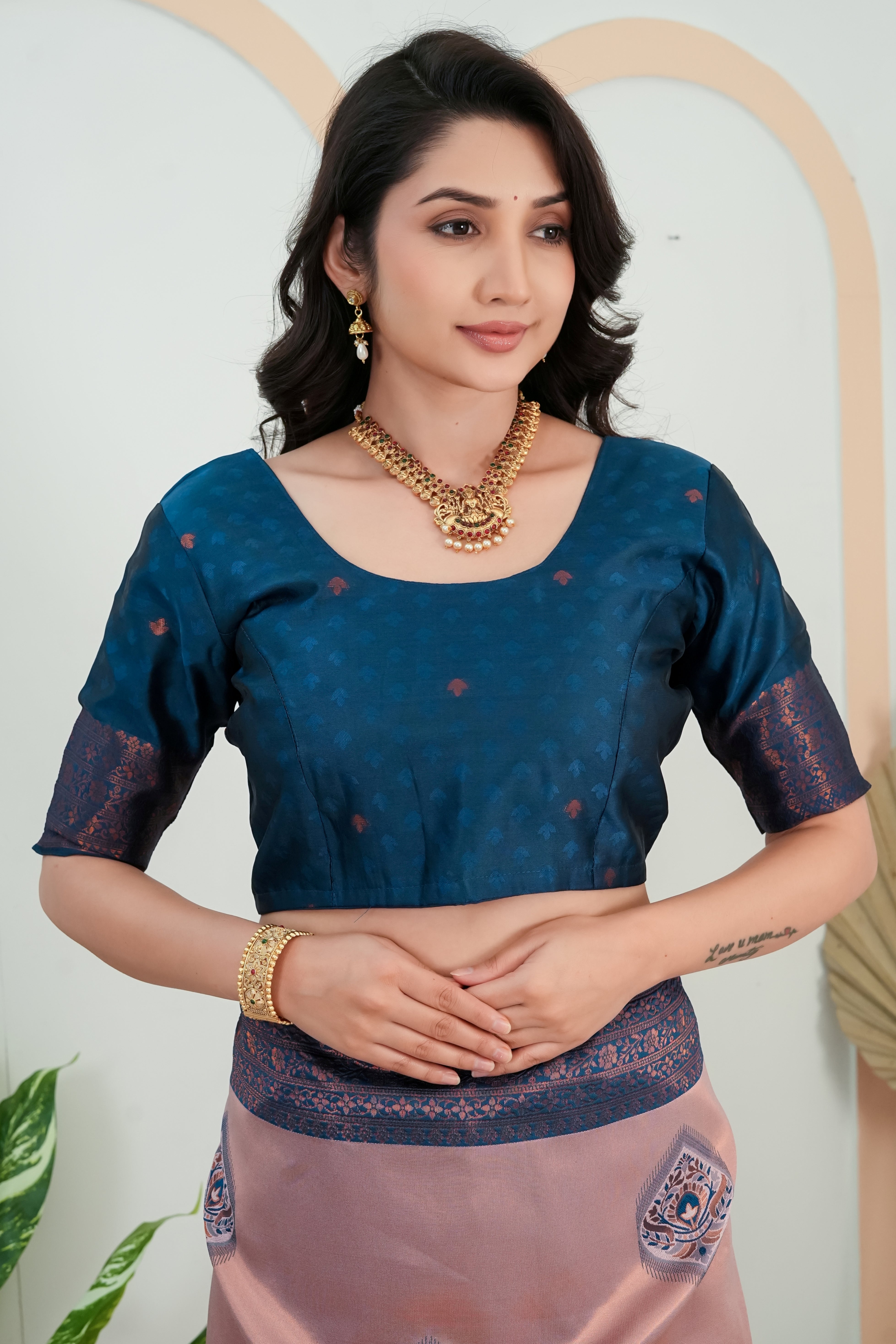 Elegant Peach & Teal Jacquard Silk Saree with Rich Woven Pallu