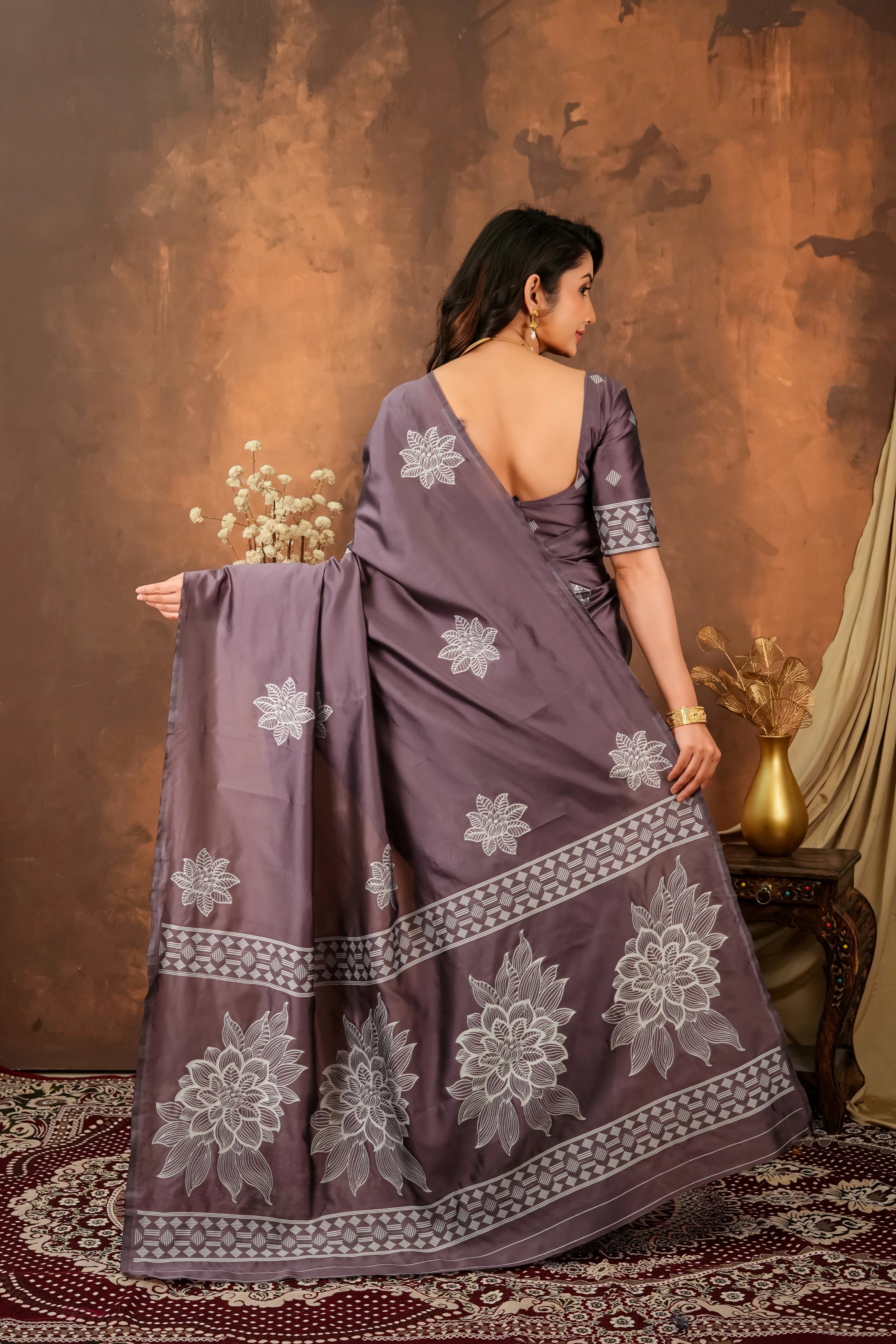 Smoky Mauve & Silver Jacquard Silk Saree with Floral Motifs