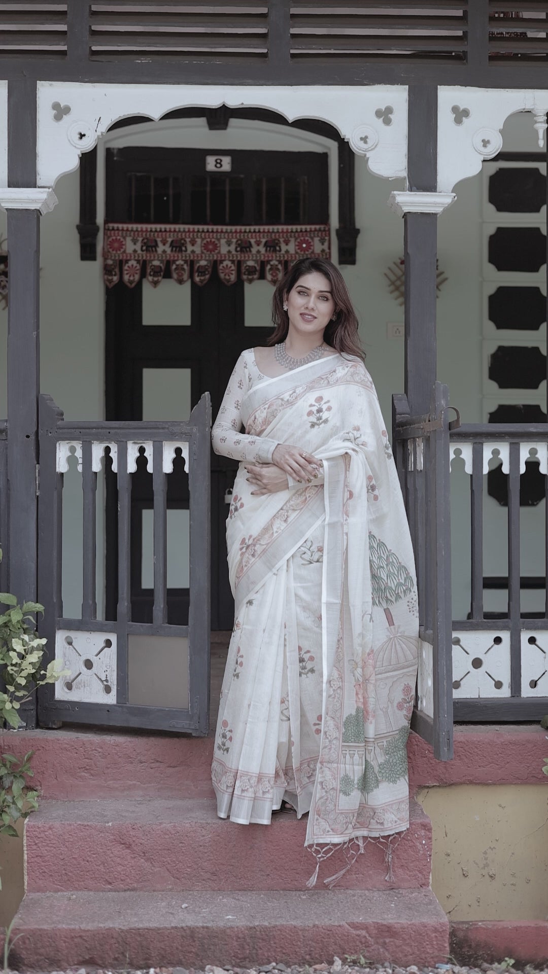 Vintage Garden Print Linen Cotton Saree